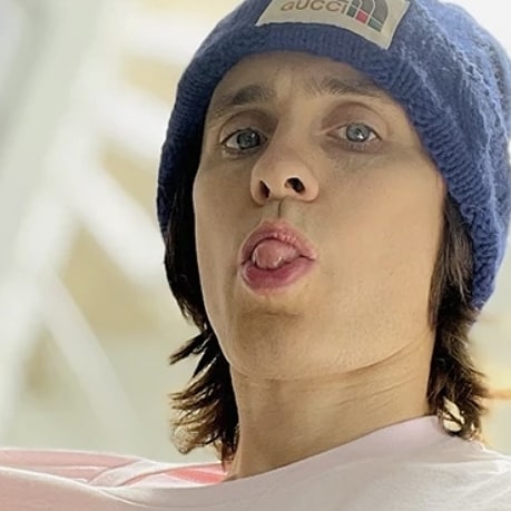 Knockahore's tweet photo. Love the hoodie, but enjoying these pictures more.... #JaredLeto #themarsstore #30SECONDSTOMARS https://t.co/tLSB4CUHqx