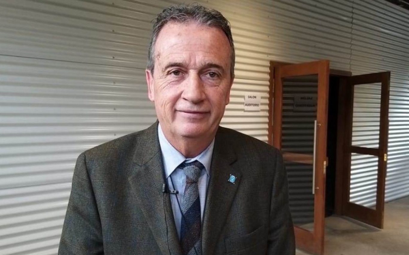 Radio Provincia AM 1270 on Twitter: ""Los potenciales efectos colaterales  que pudiera causar la vacuna son inmensamente menores que los efectos de la  enfermedad". ?️ Omar Tabacco en #LaMecha? ? https://t.co/NqfFmAXprB  https://t.co/CgNxKiVZBF" /