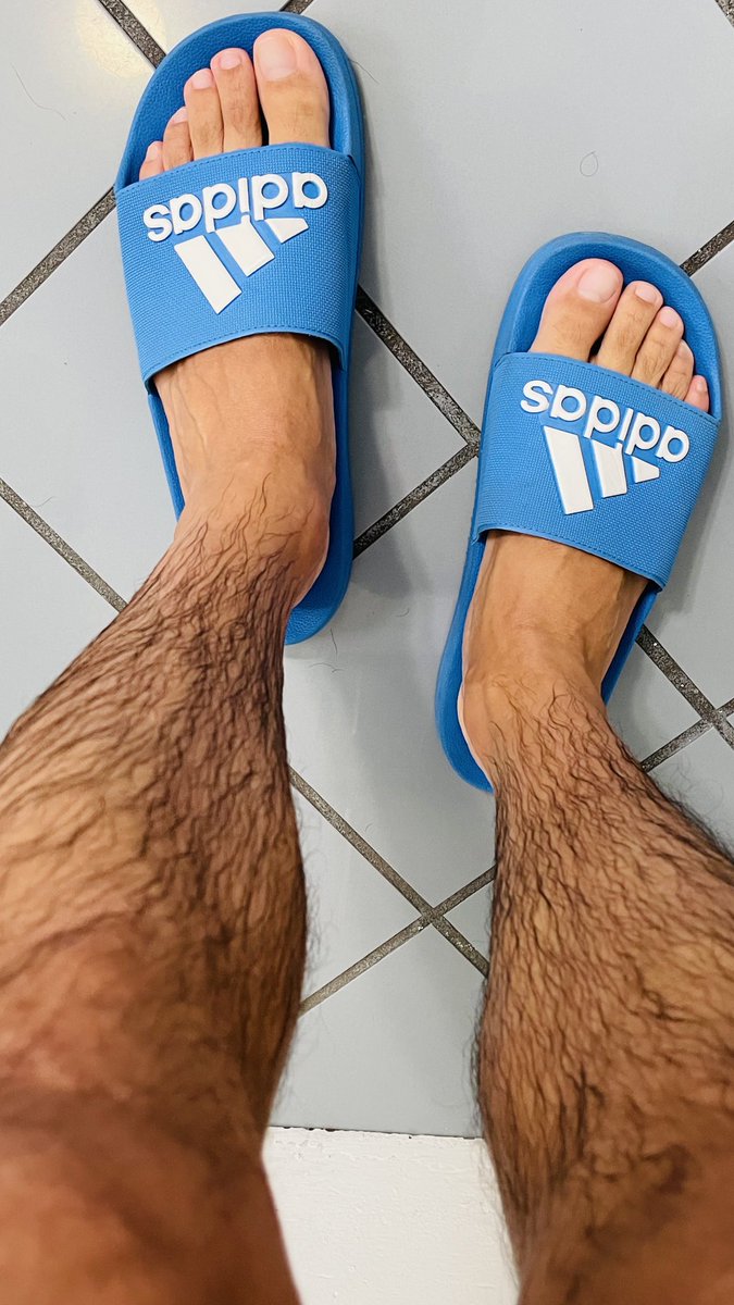 chifeet81's tweet photo. 🦶🏻💦🤤 https://t.co/w9lGSlX6DE