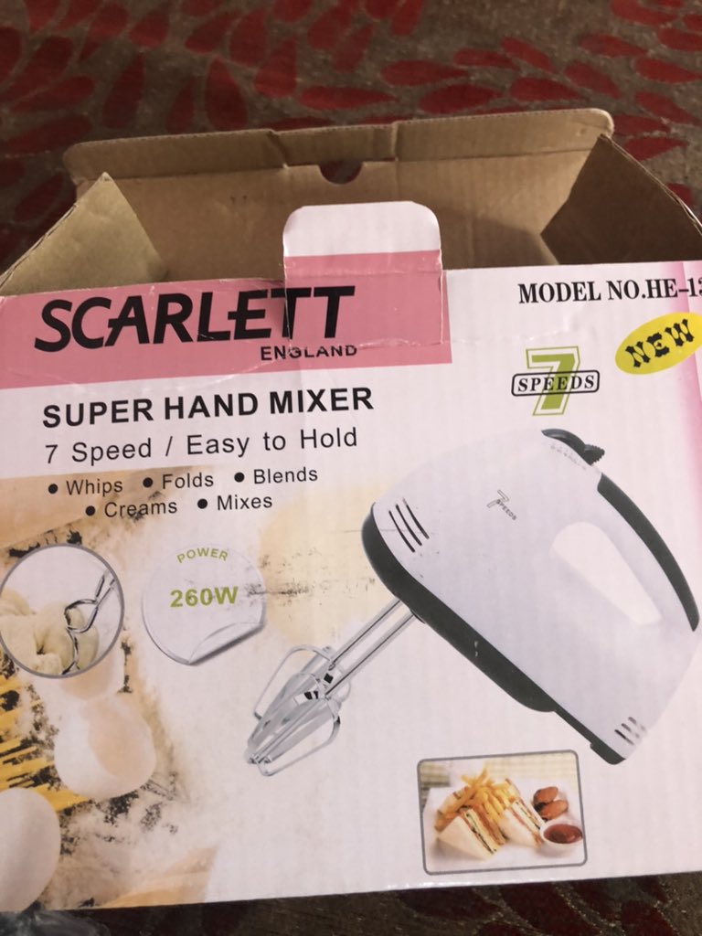 Vishnugs2007's tweet photo. @AmazonHelp ordered a hand blender from Amazon india for iBell Blender and they delivered wrong product. Now when I request for a replacement, your customer care is asking me for return and place a new order with higher price . #fraud#amazon https://t.co/zxFKcLBblE