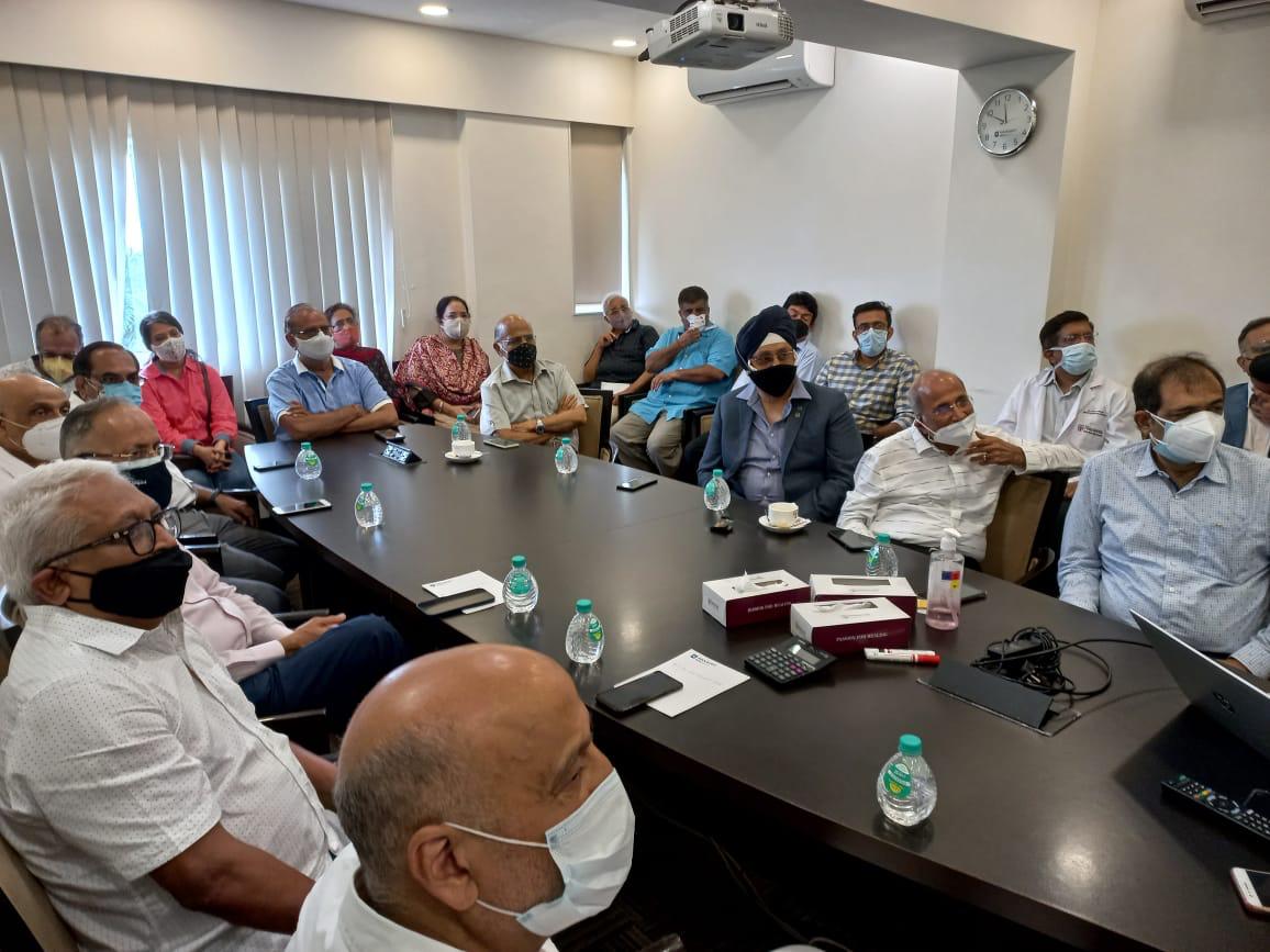 JVPDASSN's tweet photo. Presentation to JVPD Assn  by Nanavati Hospital of it's advancement in latest techno facilities and upgradation and interaction with Top Team of Senior Doctors. https://t.co/Ue0p5nrM6i
