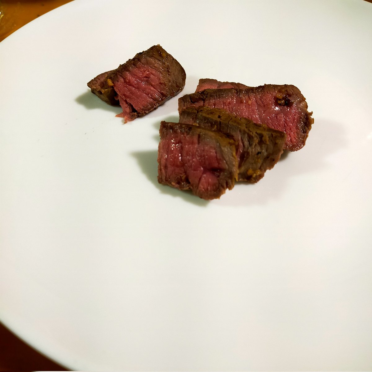 EJ_trust12's tweet photo. いい感じに肉焼けました😊
#クッキングパパ https://t.co/PYRKWZIVNk