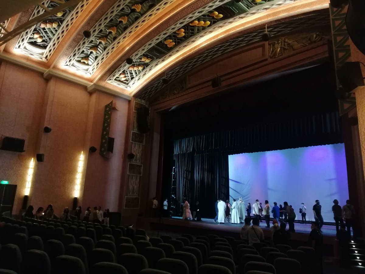 PHCinema100's tweet photo. A sneak peek inside The Metropolitan Theater

📸 HBC https://t.co/PHyLSdpvmi