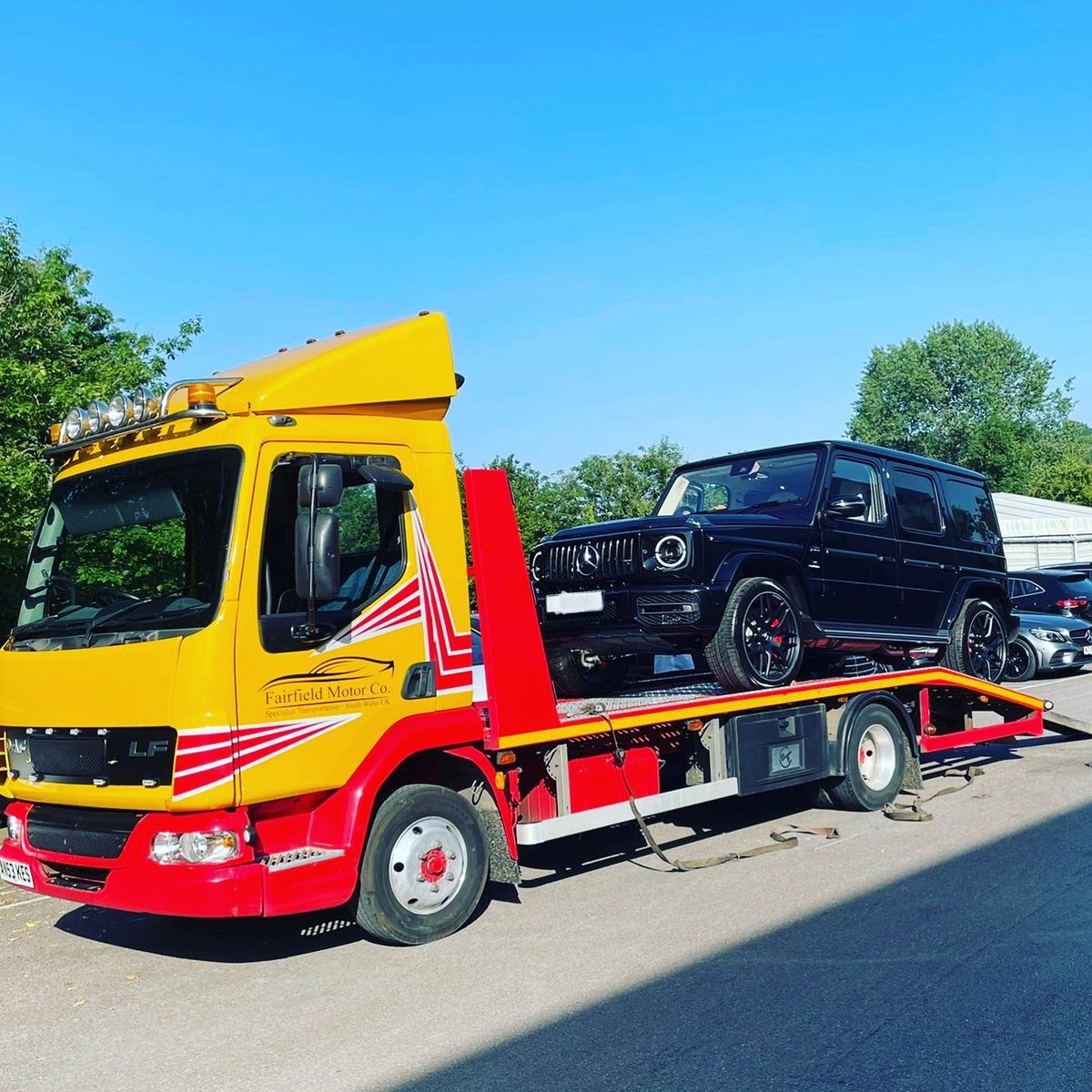 VIPmerc's tweet image. Some monster cars leaving HQ in the sunshine today for their new VIP customers ☀️☀️☀️ #gwagon #g63 #maybach #glsmaybach