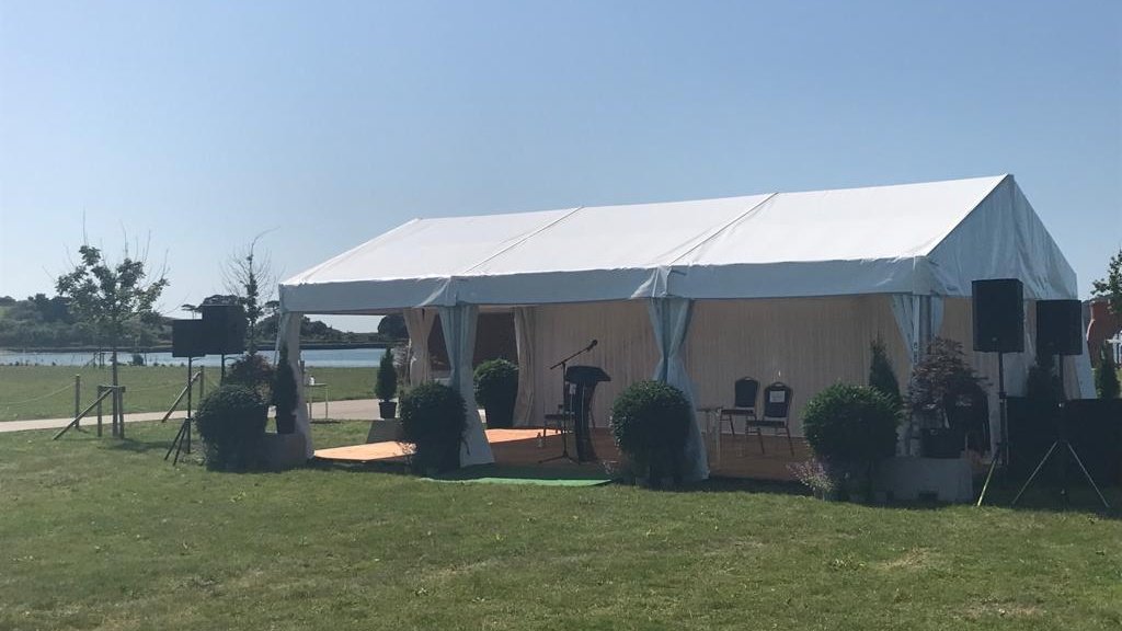 eventplan_ie's tweet photo. Great to work with our industry colleagues again for the official opening of the People's Park atย Haulbowline Island.ย Bigย shout-out to our suppliers @NEH_Ireland, @cavscork, @aossecurity1, @brianlougheed, @B2BSignsPrint, and Leisuredomes #SupportLocal #SupportLiveEvents #PureCork https://t.co/qlpVbDZezD