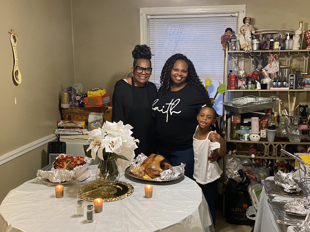 mscaution's tweet image. Happy Birthday mom. You make 70+ look fabulous @fox5dc