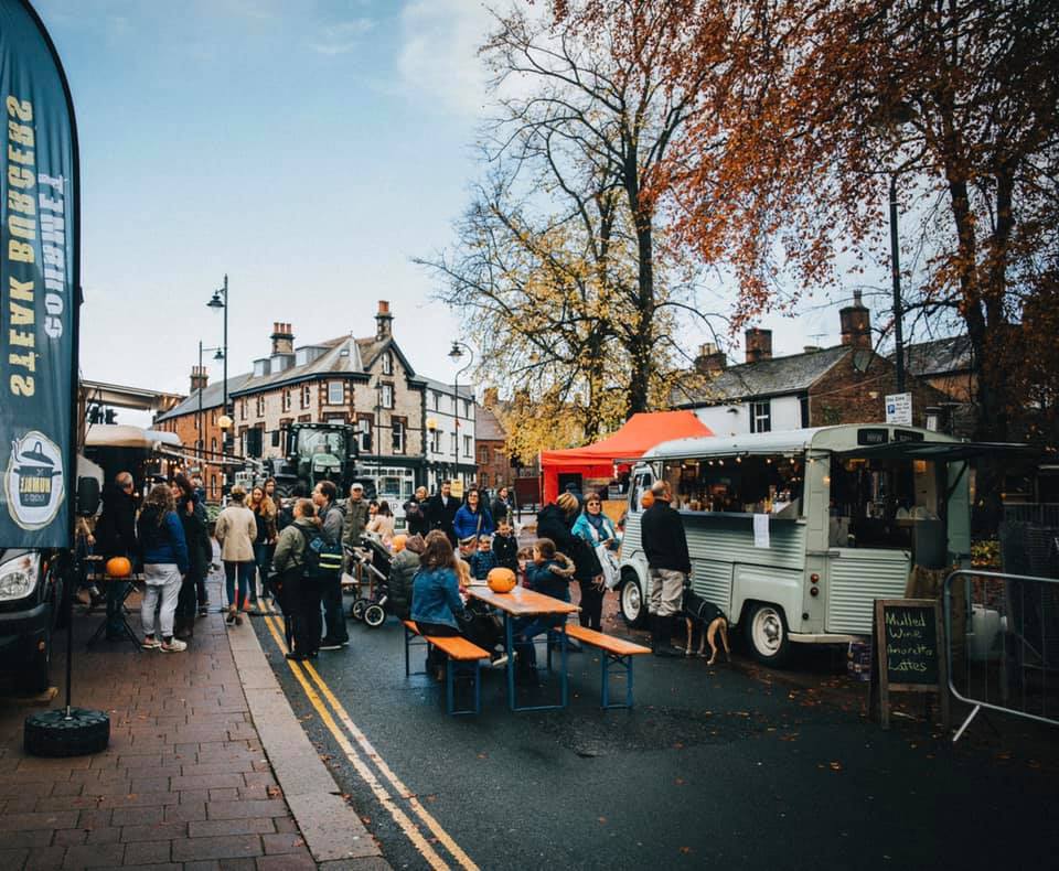 You could be doing this!
We’re still on the look out for stall holders to join us at this years Winter Droving festival in #Penrith
Apply Now

edenarts.co.uk/blog/the-winte…

#winterdroving #festival #stallholder #foodstall #marketstall #artsandcrafts #cumbria #cumbriafood
