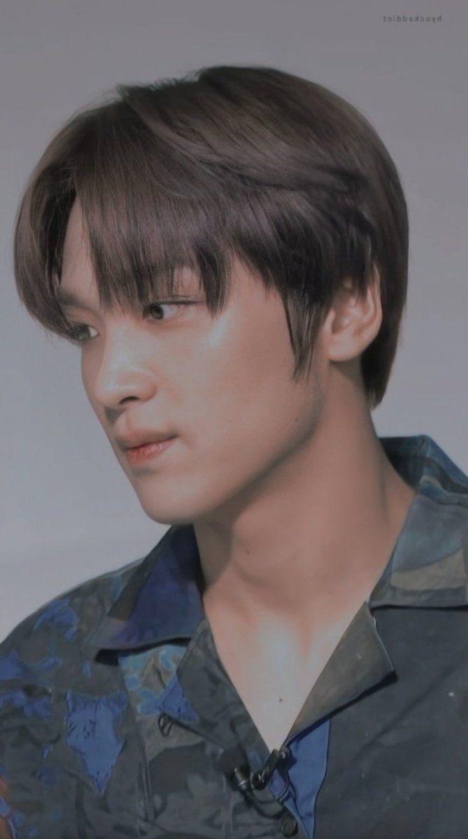 an AU 
☀︎︎ : Bumantara

"Karena pada dasarnya Abima sudah menjatuhkan semestanya kepada Kala."
