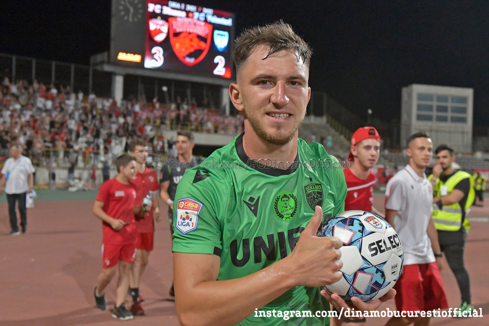 Emanuel Rosu Auf Twitter Dinamo Turned Down A 350k Offer From Legia Warsaw For Star Midfielder Deian Sorescu Sorescu Is The Best Player At Dinamo Right Now The Financially Troubled Club Hopes