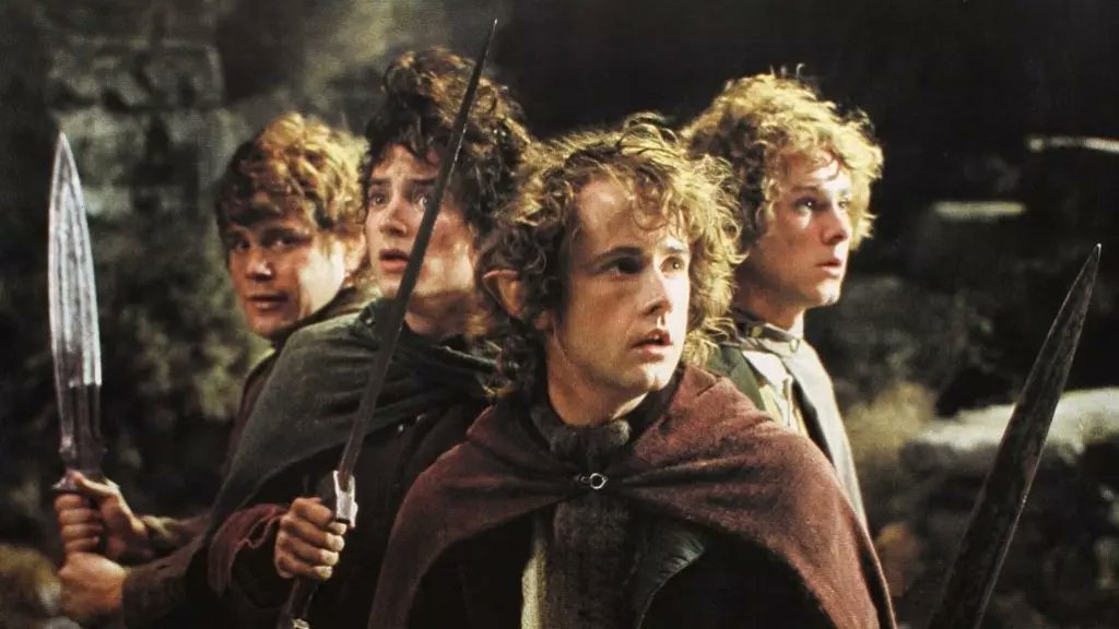 ToIkienverse's tweet photo. ¡OJOOOO! RUMOR | Todos los derechos de la Segunda Edad han sido adquiridos por Amazon,incluyendo todo lo que sale en El Silmarillion y demás libros de la Tierra Media. Eso significa que hay posibilidades que veamos orcos,elfos rubios,trolls de nieve y los primeros Hobbits también https://t.co/QdDPevvnCX