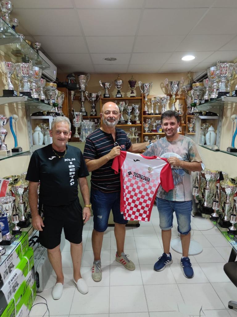 Te vas a perder la posibilidad de jugar en 2 andaluza juvenil con nuestro nuevo entrenador José Antonio camino vamos