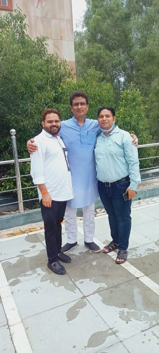 Priyajayant1's tweet photo. Under the leadership of @INCDelhi President Sh. @Ch_AnilKumarINC ji, congress workers protested outside @BJP4India Headquarters demanding Judicial Enquiry against Modi govt's use of the #Pegasus spyware to dismantle 'National Security'.

#अबकी_बार_जासूस_सरकार https://t.co/i1RQa1E67V