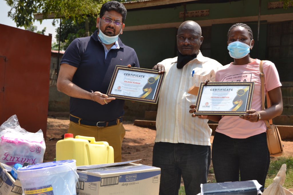 UCareintl's tweet photo. @rajesh080275 @OxygasUg Thank U for spending time with our childrens on the this Eid al-Adha and giving Food Items and other essentials &amp; Sanitary Pad. We know that you and your Company have helped Uganda during COVID-19 Pandemic by supplying 24 Hours MEDICAL OXYGEN to needy https://t.co/oa1789uSX6