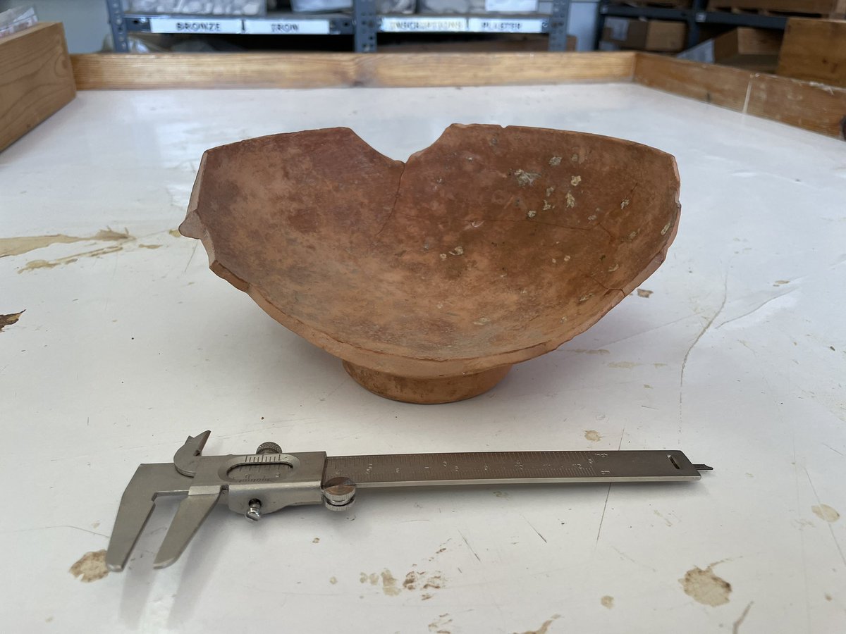 sebhth's tweet photo. Two pics of a relatively large Eastern Sigillata C Hayes form 3. Ca. 2nd Cent. CE. From Kenchreai, Greece. Where’s the nice red slip? Pretty much all gone after some 1800 years underwater. More info at https://t.co/KLROT0Iezv . Sherds refit and vessel drawn today. https://t.co/AcnMEOzjVw