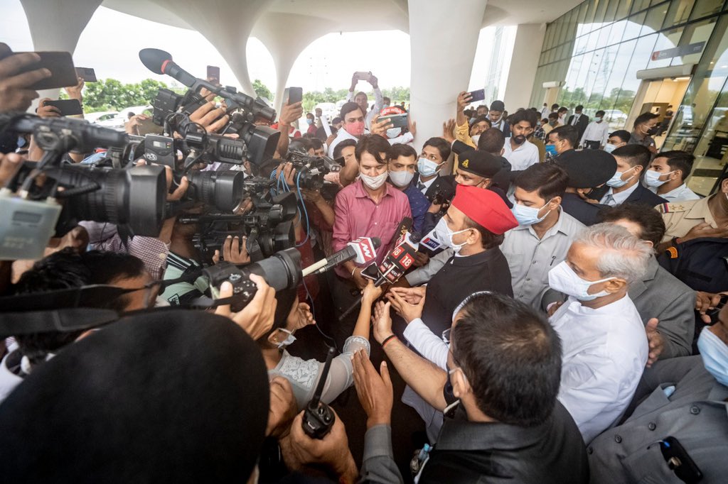 Akhilesh Yadav tweet media