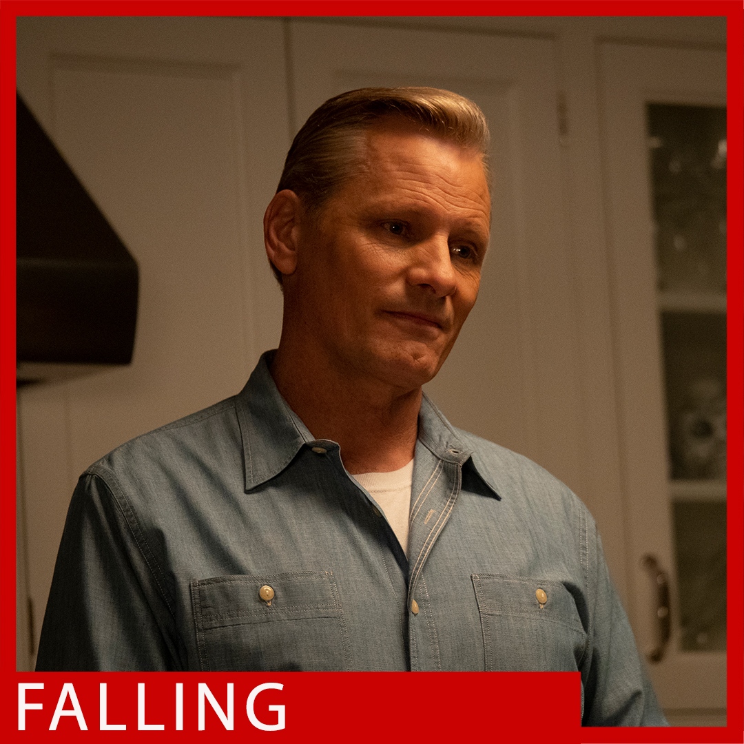 PREMIÈRE 🍿 | FALLING
#ViggoMortensen levert zijn regiedebuut af met dit drama over een homoseksuele man die zijn dementerende homofobe vader in huis neemt. Hun relatie blijkt nog altijd gespannen.

Vanaf 22 juli te zien. Koop hier je tickets 👉 linktr.ee/sliekerfilm