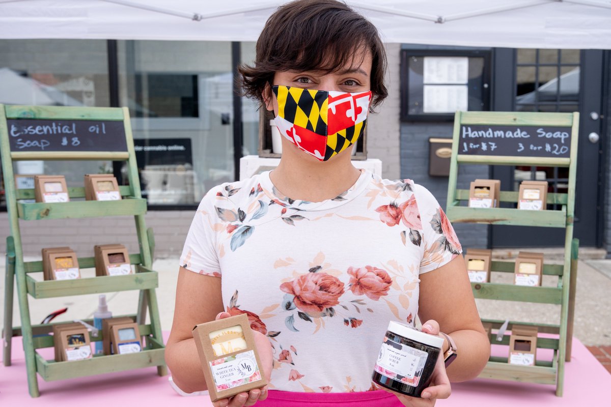 Can you believe we're almost halfway through the season?

If you're a local grower, maker or food entrepreneur looking for vending or pop-up opportunities, let's talk!

Visit crossstreetfarmersmarket.com to apply!

#FarmersMarket #FederalHill #Baltimore #MyBmore #BaltimoreFood