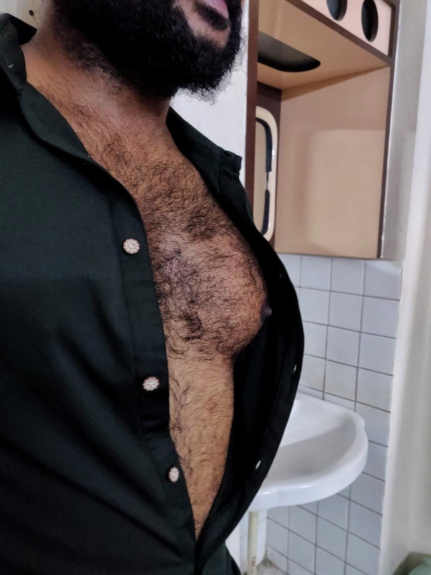 Seduce my mind, you can have my body.... Find my soul, I'm yours forever... ☺☺☺ #nipplay #halfnude #sexy #findingsoul