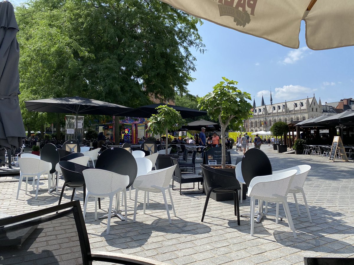 YuriCosco's tweet photo. #kortrijk #beautifulcity #beautifulmemories https://t.co/FQp1bnpyHg