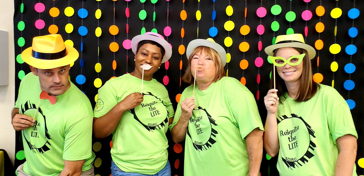 #reignitethelite <a href="/FeliceBagley/">Felice Bagley</a> <a href="/JeramyKeen/">Jeramy Keen</a> @SDIRC_PD learning is fun!