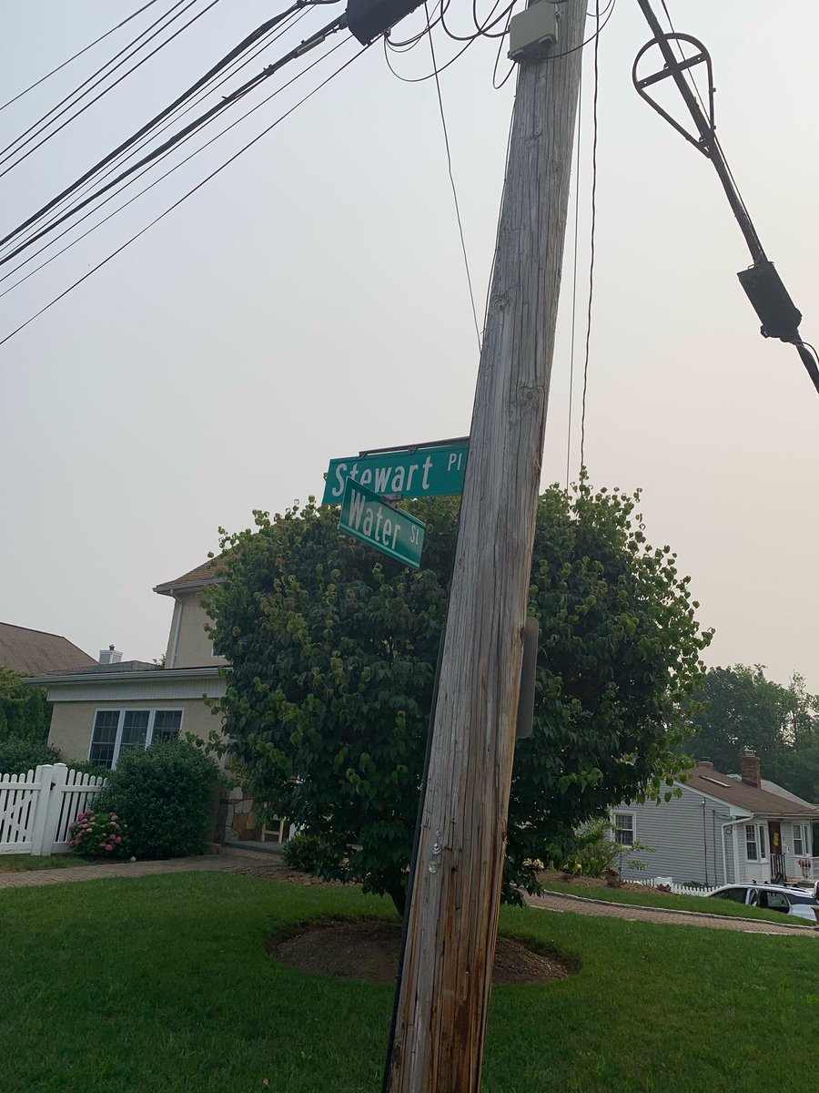 PavingWaters's tweet photo. Making progress in Eastchester! Now onto Stewart and Water street๐ฆบ๐ง#paveeastchester
#watersworks #waterspaving #paving https://t.co/mIjND7rM8e