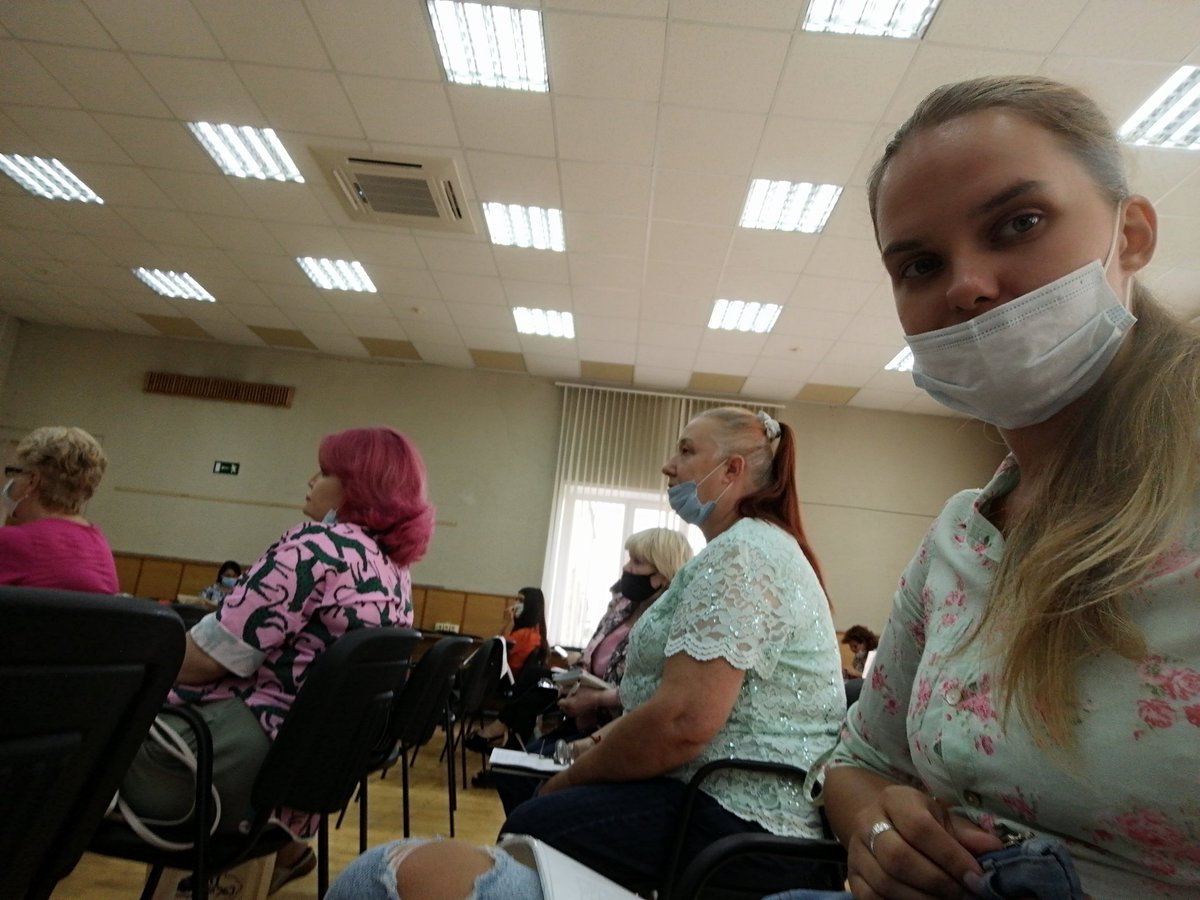 20 июня принимаю участие в обучающее семинаре для председателей СМКД. Присутствуют эксперты из разных отраслей ЖКХ. А я пришла уже с пакетом документов для ГЖИ.