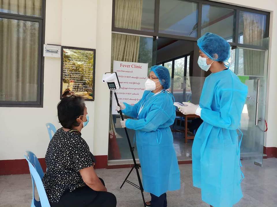 BlackRo84159890's tweet photo. Khun Set Naing, a Grade 9 student who has been helping COVID patients to buy medicines and 3 other civilians were unlawfully abducted by SAC terrorists last night.  #WhatsHappeningInMyanmar #July20Coup #StopArrestingDoctors https://t.co/tifNwOmTTq