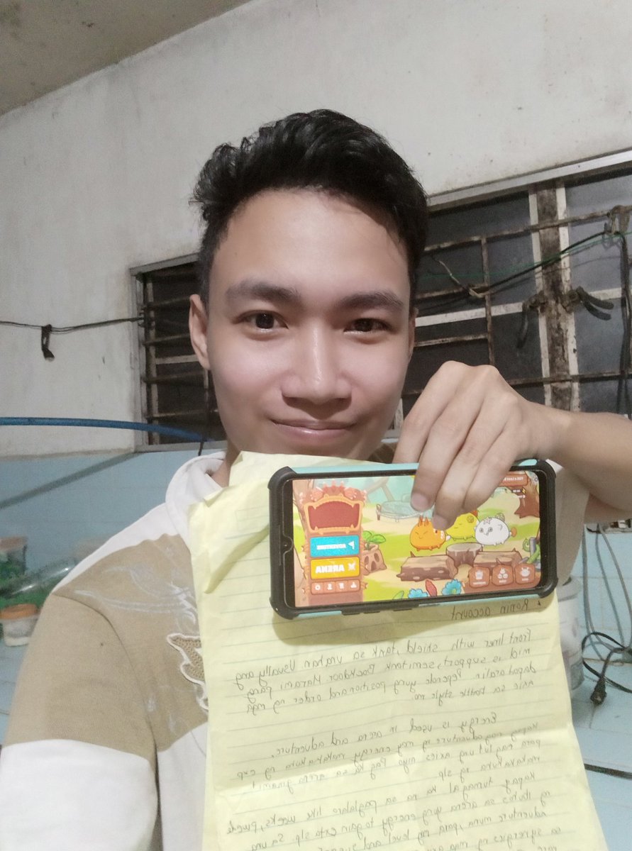 RadioactivSushi's tweet photo. Remeber this guy!? Yup he wrote those notes.. proof right there 👀🤣

He's now a member of the @LootSquadGG  🔥🚀
Congratulations! @BrokeOnTwice! Jihyo is proud of you ❤️ https://t.co/nCskre33mk