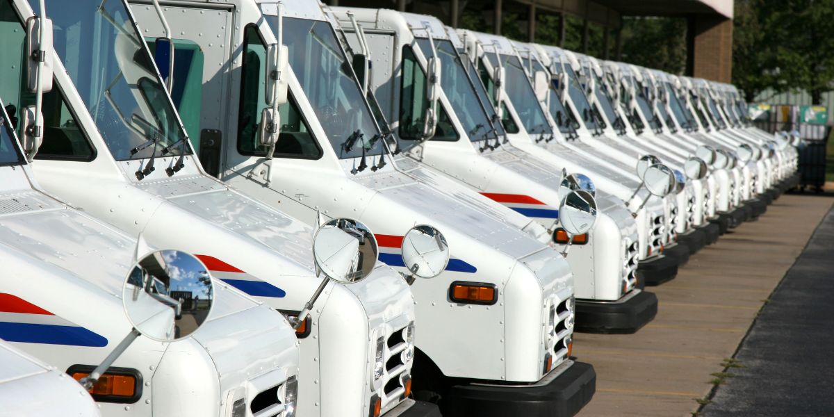 What to Do if You're Hit by a USPS Mail Truck vlnk.io/3zo8l5T