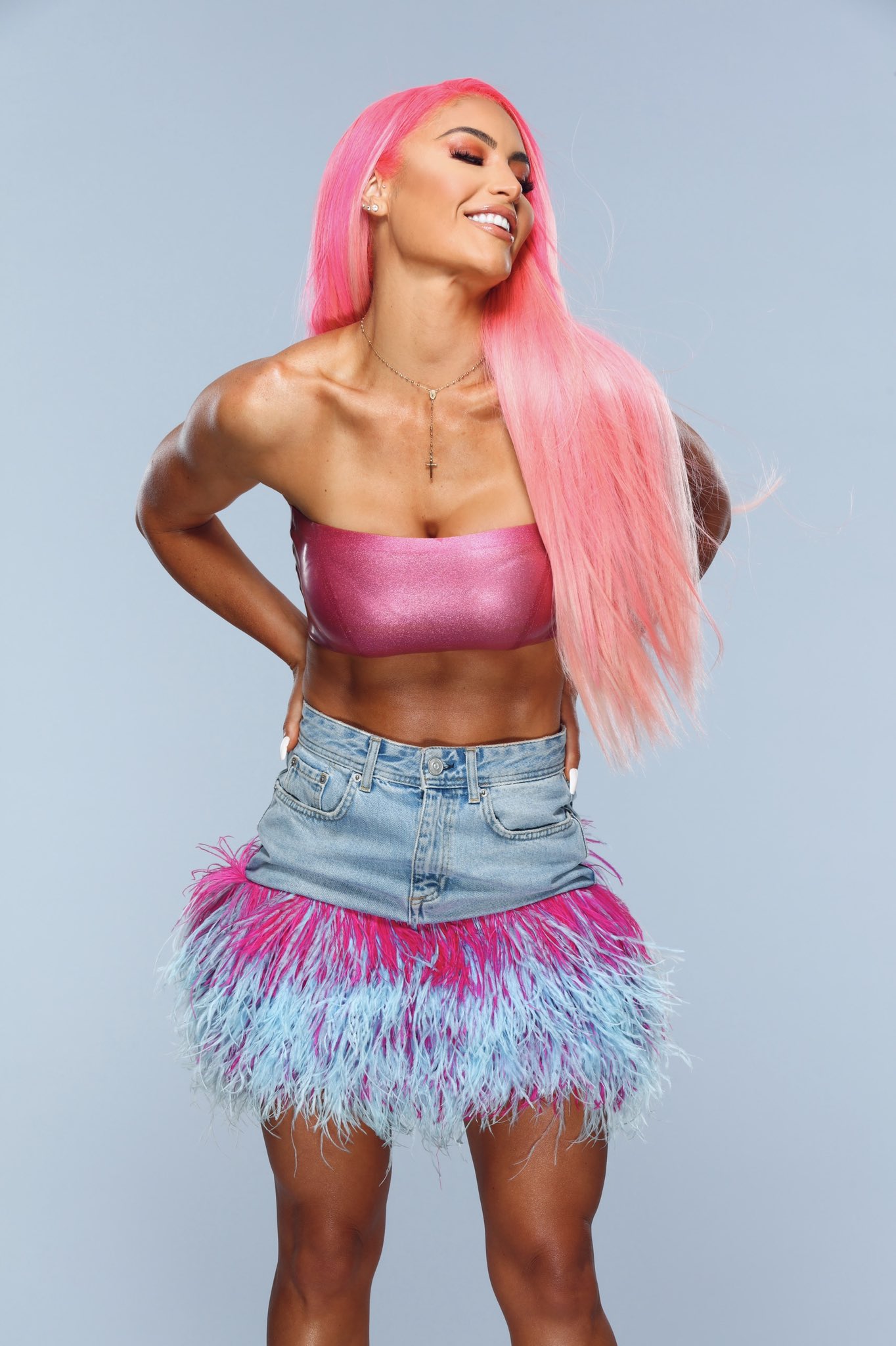 WWE Raw Star Eva Marie Shows Off Pink Power In Hot Photoshoot 4