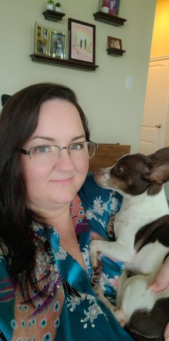 Rare glasses selfie!  Harvey says "sup"  😁 https://t.co/xcT7hUTDe4<a href="/tag/realloyalfans"class="tags"><span>#realloyalfans</span></a>