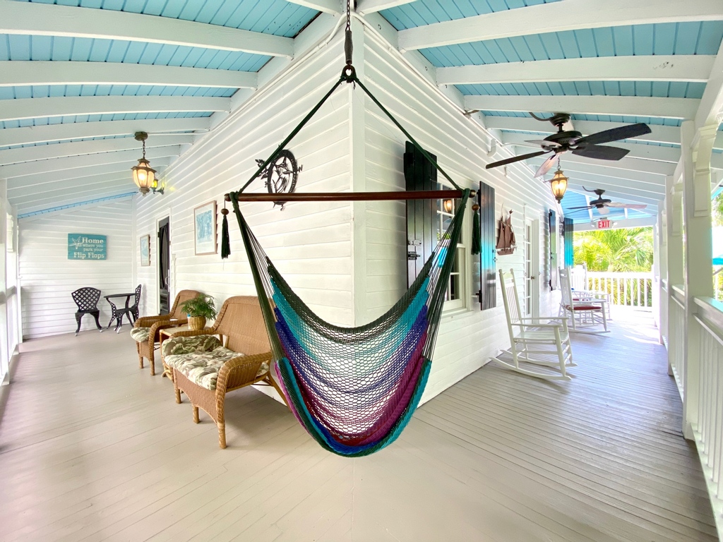 KWHarborInn's tweet photo. What is the first drink or book you think of when seeing this hammock? 

We will start, Islands in the Stream &amp; a Key West Harbor Inn Sunset Cocktail.
⁠
https://t.co/9EnznMOOiK
⁠
#keywest #floridakeys #keywestinn https://t.co/AscmgPtPsp