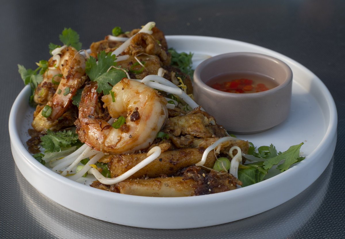 So excited to start offering reservations on our patio at Kin Khao Dogpatch noe that we are in the swing of summer! Book your table through the Resy platform.