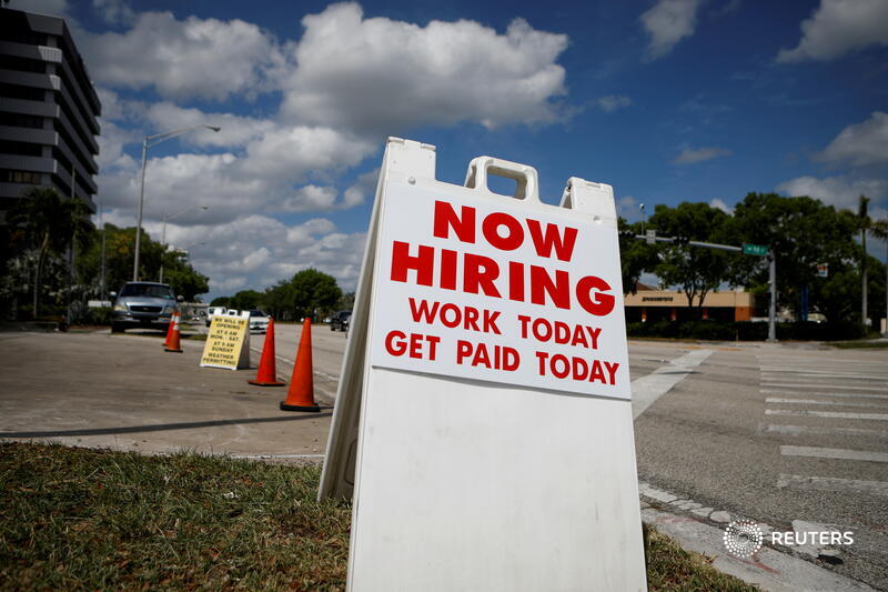 ReutersBiz's tweet photo. U.S. states ending the $300 weekly federal unemployment benefit saw an increase in labor supply in June than those maintaining the weekly supplement, but there is no clear sign it has led to significantly more hiring https://t.co/JzvUYS996U https://t.co/nbztlzUqdL