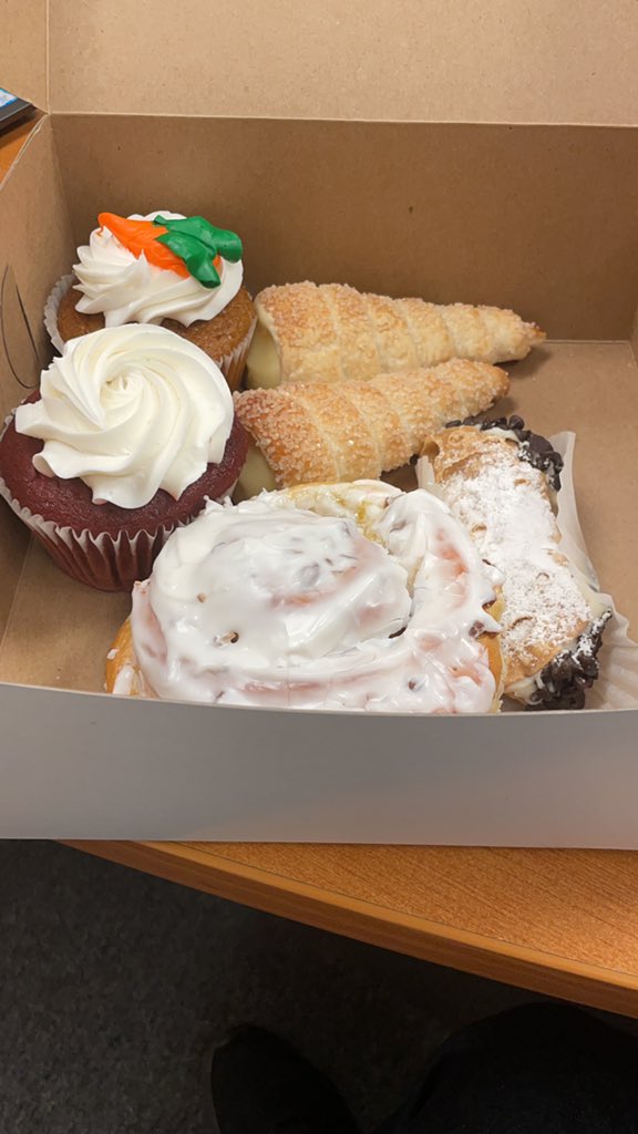 Daniel J Chavez tweet media