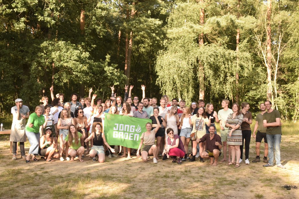 paola_travella's tweet image. Wat een groep, wat een zomerkamp 💚 De toekomst is van ons! 
(En voor die in paniek schiet, @JongGroen valt onder jeugdwerk en dit kamp ging volledig volgens de regels)