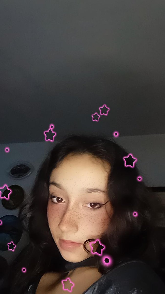billieilishidol's tweet photo. I've been havin fun
#GettinGolderNow
@billieeilish i did the trend lol https://t.co/G06c0IfHQl