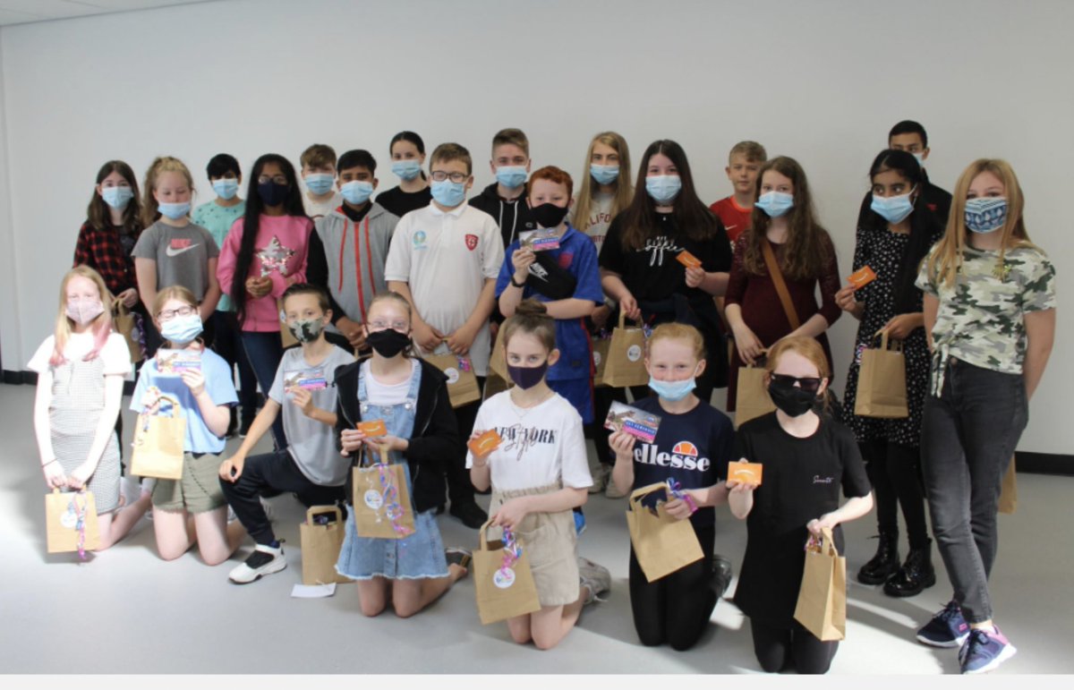 hyndburnacademy's tweet photo. Students with good attendance and impeccable behaviour were rewarded with a goodie bag from Miss Palmer. The bags contained tickets to a Alton Towers rewards trip, a ticket for a free ice cream and some lucky bags had amazon vouchers? #EducationwithCharacter #rewardingstudents https://t.co/9luAfU1UoD