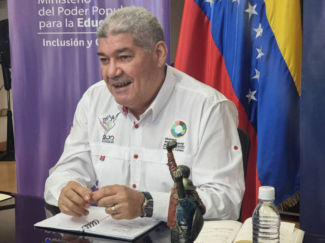 eduardo piñate (@eduardopiate2) on Twitter photo Culminamos reunión ordinaria de la <a href="/ViceSocialT_ve/">Vice Social y Territorial</a> en la que revisamos la agenda de actividades de la semana de cada ministerio y ente que conforma esta vicepresidencia de gobierno y planificamos el próximo despliegue de "Amor en Acción a las Víctimas del Bloqueo" <a href="/NicolasMaduro/">Nicolás Maduro</a> Culminamos reunión ordinaria de la <a href="/ViceSocialT_ve/">Vice Social y Territorial</a> en la que revisamos la agenda de actividades de la semana de cada ministerio y ente que conforma esta vicepresidencia de gobierno y planificamos el próximo despliegue de "Amor en Acción a las Víctimas del Bloqueo" <a href="/NicolasMaduro/">Nicolás Maduro</a>