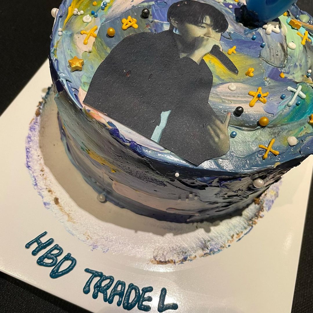 happy birthday trade l 🥳🥳 wishing him all the best for his study, career and health ❤️