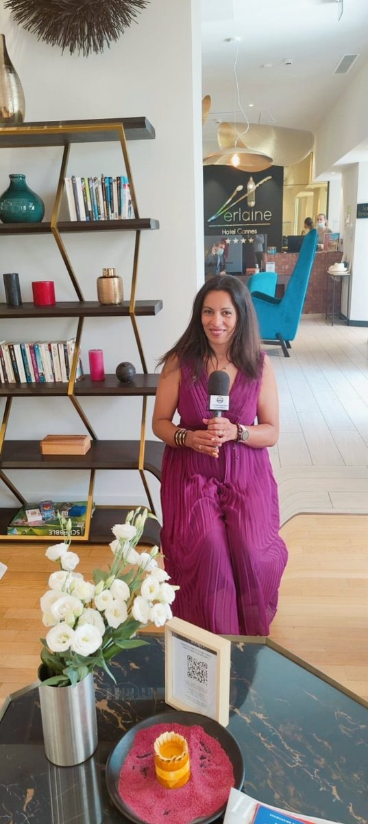 MeriemBelazouz's tweet photo. 🎤@CoworkChannel, le #media 100% #indépendant et #citoyen vous donne la parole. Partagez votre témoignage expérience. Share your #testimony #collaborativechannel #collaborativewoman #sharingeconomy #independentmedia #interview #reporter #journalist #freedom #film #tv #talkshow 🎥 https://t.co/UpqnjaHyPn
