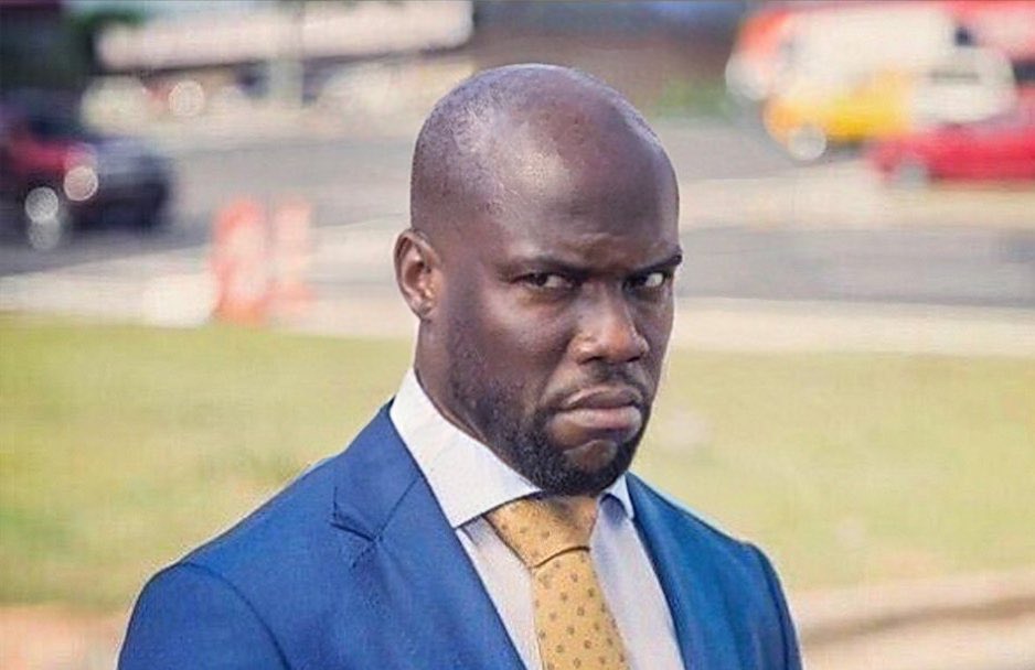 Aphane11Lethabo's tweet photo. @ThasoHTX @i_am_noxie When she dumped me, via text. 🚶‍♂️ https://t.co/qNzuRNklH1