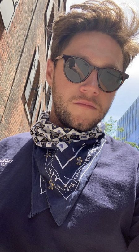 deepniall's tweet photo. NIALL KING https://t.co/i4UdEpfj87
