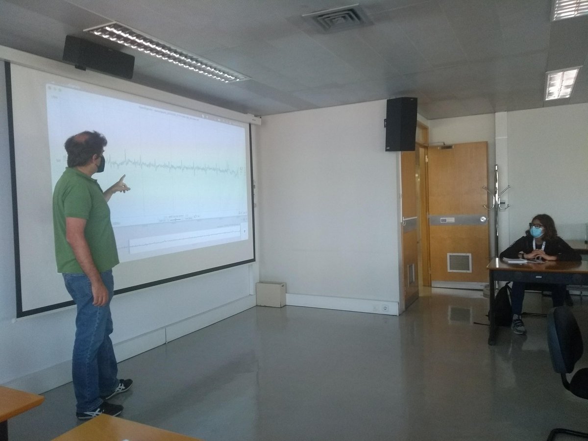 hugoslv's tweet photo. Day 2 @cienciaviva #INBIO Ocupação Científica de Jovens no Verão hosted by IT follows through with organoids as physiological surrogates, real-time ECGs, build your own Arduino soldering, and a glimpse into the future of health gamification by the award-winning startup Clynx! https://t.co/Y94Kvm3pAg