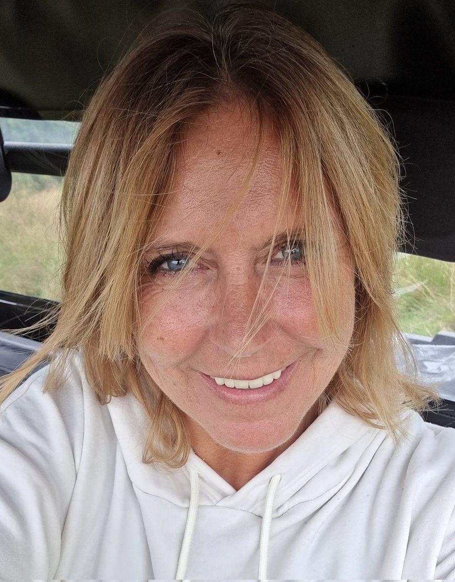Anne (@Anne37116973) | Twitter