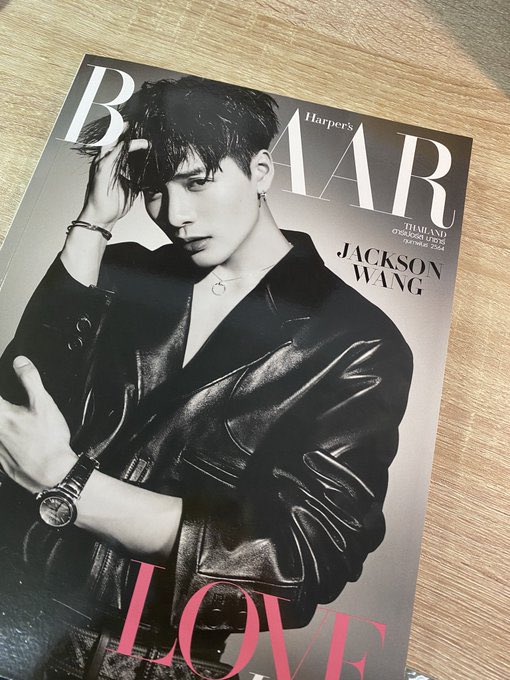 thund444's tweet photo. [‼️] ขายนิตยสารค้าบบบ 

-BAZAAR (th) ปก #JacksonWang / 60฿
-BAZAAR (kr) ปก #Suzy ด้านในมี #JacksonWang / 199฿

ราคานี้รวมส่งหมดแล้วนะค้าบบบ✨
(🦈) สนใจเดมมาเลยค้าบบ ลดได้นิดหน่อยนะคะ
#GOT7⁠ #ตลาดนัดอากาเซ #ตลาดนัดอากาเซ่ #ตลาดนัดกัซ #ตลาดกัซ https://t.co/wP4NAZEFlB