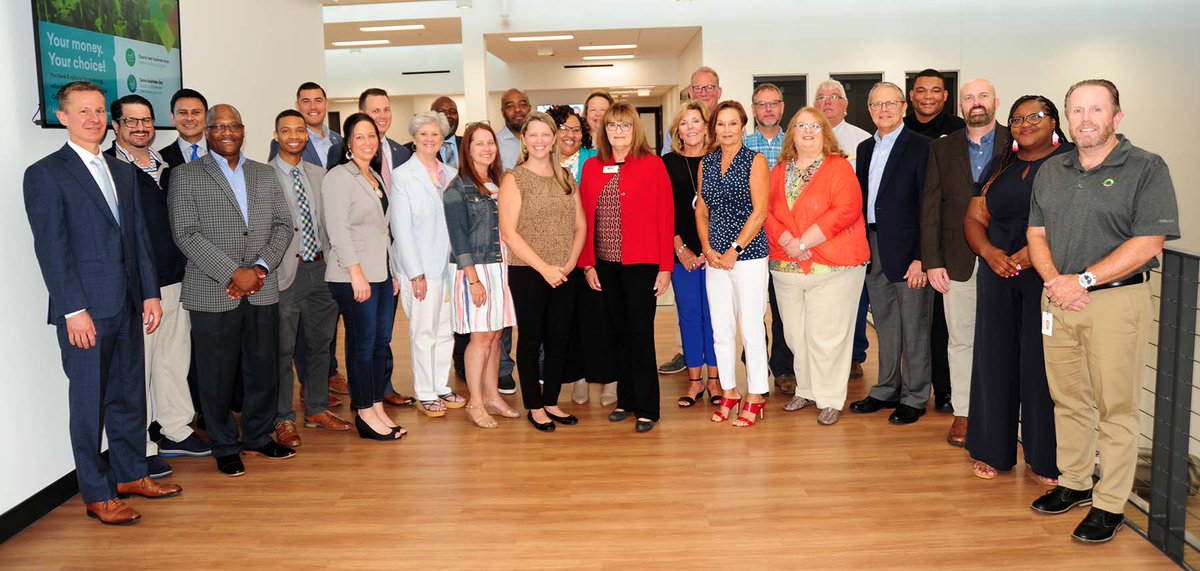 tctc_PR's tweet photo. TCTC's Board of Visitors met today &amp; learned about the new Police Pre-Academy Training certificate program from Dr. Chris McFarlin, dept. head for public services. The four-course program can provide a simple path to becoming a law enforcement officer. https://t.co/rou68ag2c5 https://t.co/cATGPAA2H7