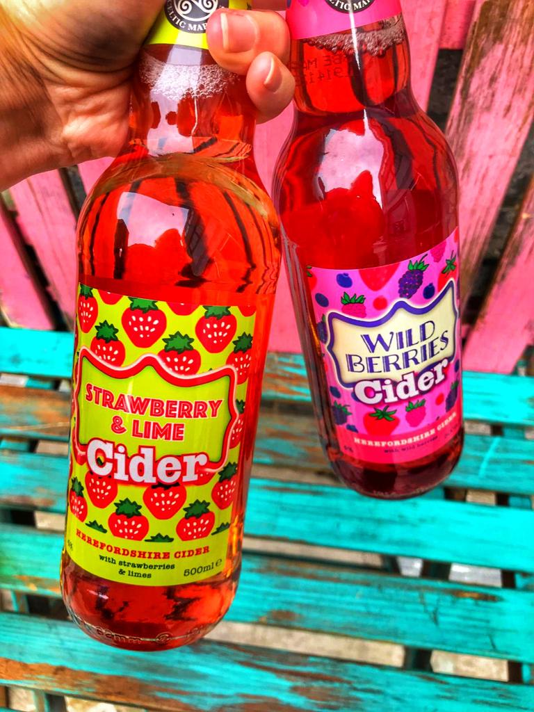 UrbanFoodFest's tweet photo. An apple cider a day keeps the doctor away! Canβt ignore doctors orders, so what are you waiting for! Make sure to check out @CelticMarches gorgeous range of ciders!π They produce authentic quality Herefordshire cider on their farm in Bishops Frome! β±π₯° #urbanfoodfest #cmcider https://t.co/QaMUbCmrbw