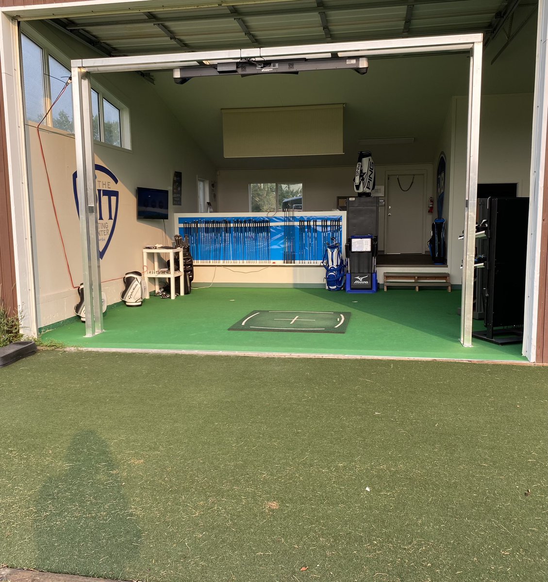 The Pit Fitting Center (@rbpitfitting) on Twitter photo The Hawk has landed! Thanks to <a href="/ForesightCanada/">Foresight Sports🇨🇦</a> and <a href="/GarettJenkinson/">Garett Jenkinson</a> for all the new tech for our fitting centre! #getfitatthepit The Hawk has landed! Thanks to <a href="/ForesightCanada/">Foresight Sports🇨🇦</a> and <a href="/GarettJenkinson/">Garett Jenkinson</a> for all the new tech for our fitting centre! #getfitatthepit