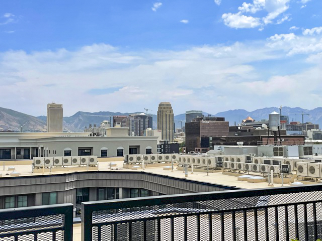 Cadence Capital Partners (@cadence_rec) on Twitter photo It's no secret that the Cadence team believes in the #SaltLakeCity market so we went back for more meetings. Toured <a href="/SaltDevelopment/">Salt Development</a>'s record breaking <a href="/HardwareSLC/">Hardware Apartments</a> & left thoroughly impressed. The SLC #multifamily market saw 10.5% YoY rent growth & shows no signs of slowing down. It's no secret that the Cadence team believes in the #SaltLakeCity market so we went back for more meetings. Toured <a href="/SaltDevelopment/">Salt Development</a>'s record breaking <a href="/HardwareSLC/">Hardware Apartments</a> & left thoroughly impressed. The SLC #multifamily market saw 10.5% YoY rent growth & shows no signs of slowing down.